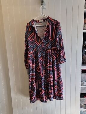 ANORAK Geometric Tiered Midi Dress in Pink and Navy